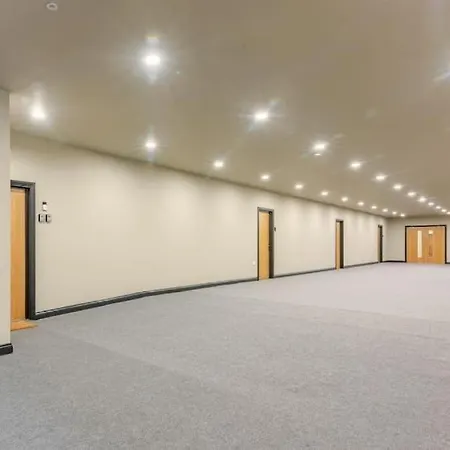 Luxury 2-bedroom Penthouse With Stunning Views - Leeds City Centre